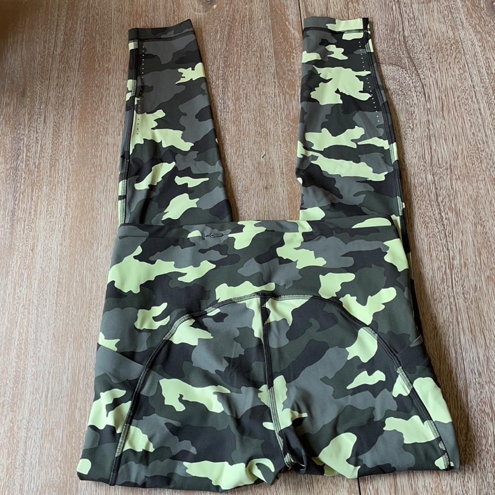 Lululemon Swift Speed High Rise Tight 28” - Picture 11 of 14